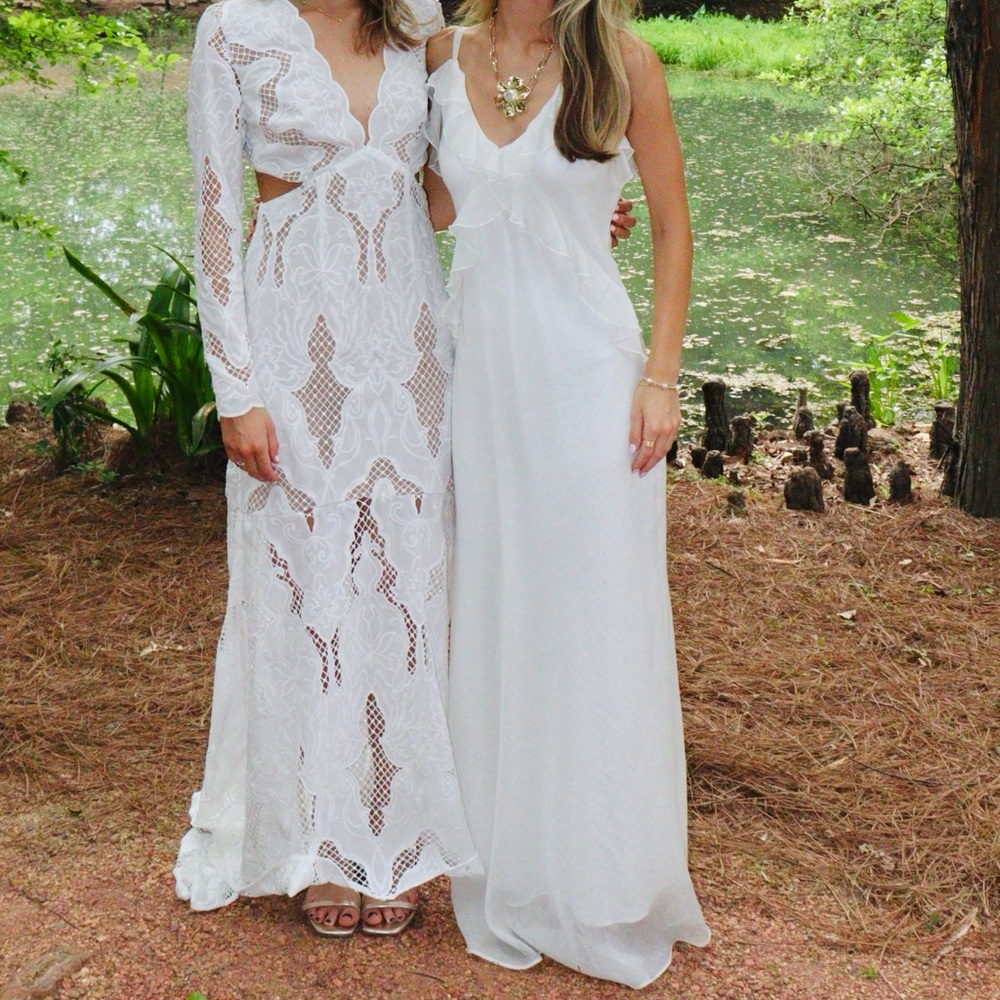 Steve Madden Elegant White Gown Size S,